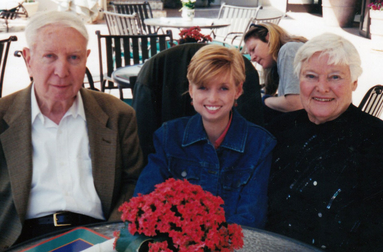Photo of LTC and Mrs. Smith with Zella in 2010 smith-subpage.jpg